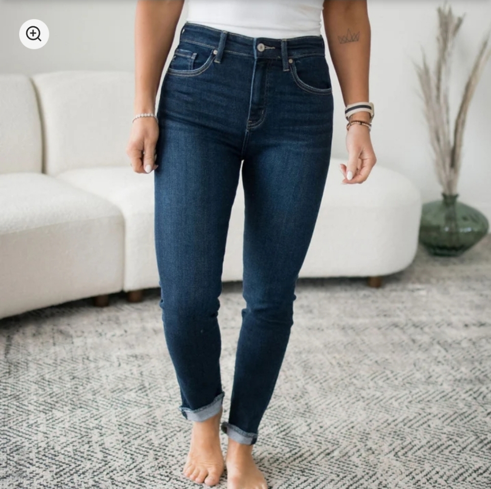 KanCan Cigarette Jean
